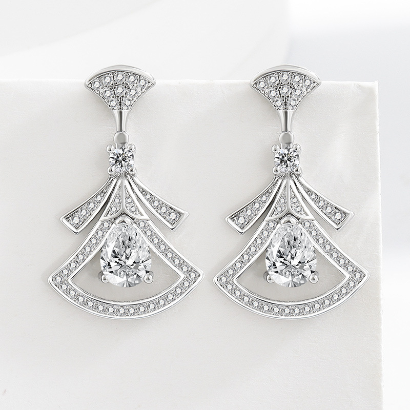 Exquisite, diamantbesetzte, fä – Body Jewelry Diamond Bewertung und Preis
