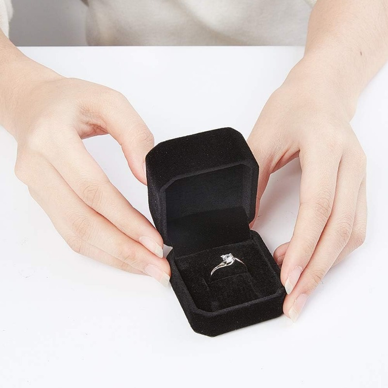 10er-Pack Samt-Ringbox, Ohrrin – Body Jewelry Display Bewertung und Preis